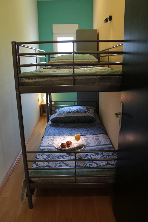 Roses Apartment Lukoran Екстериор снимка
